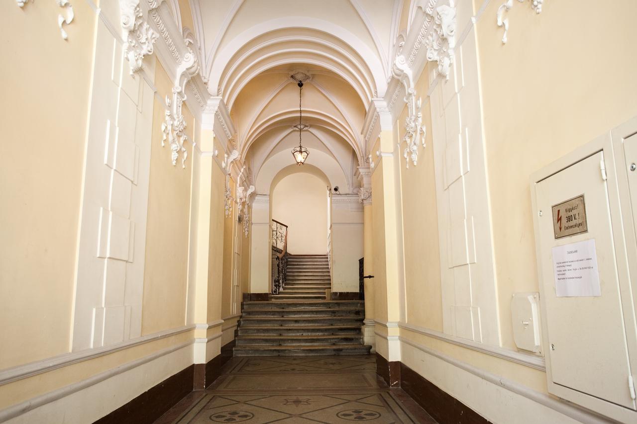 Grand Loft Design Lejlighed Budapest Eksteriør billede